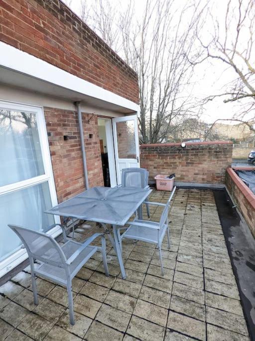 A&A Apartment Basildon Nevendon Luaran gambar